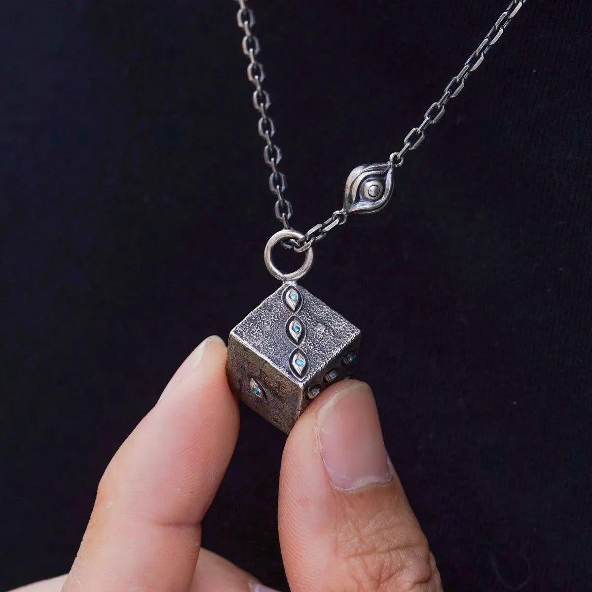 Gokumonkyo Jujutsu Kaisen Gojo Satoru Necklace