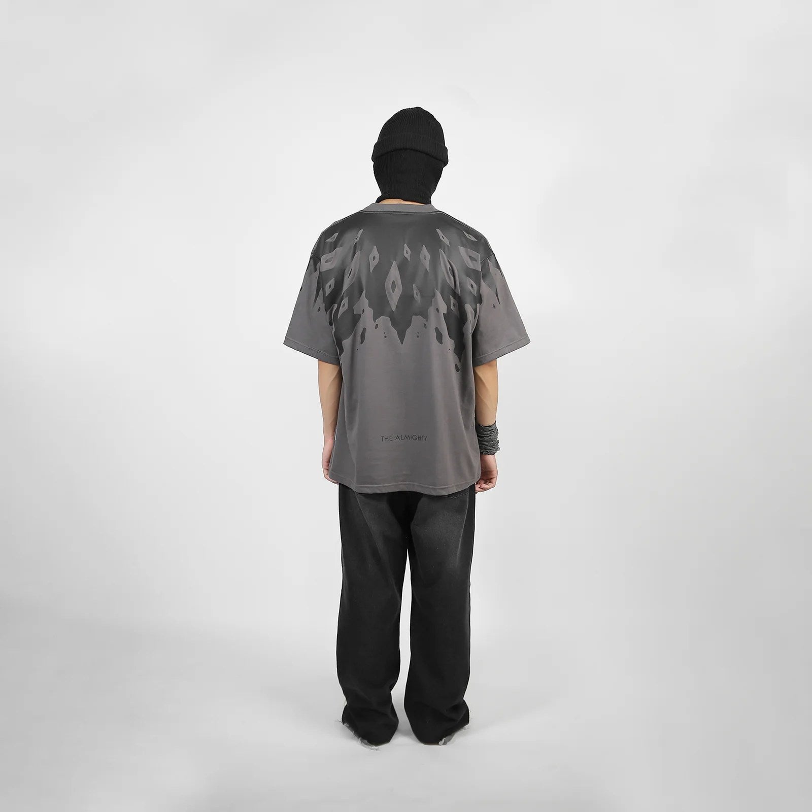 Almighty – Camiseta extragrande