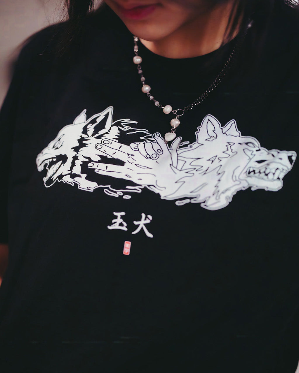 Megumi Lobos Gemelos - Camiseta