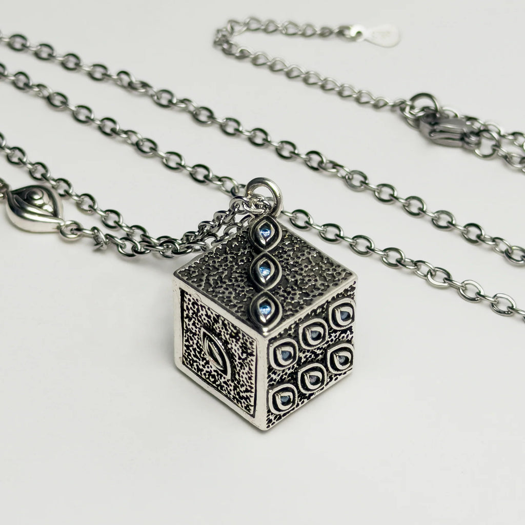 Gokumonkyo Jujutsu Kaisen Gojo Satoru Necklace