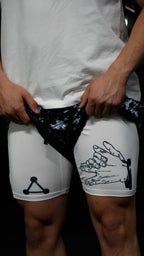 Pantalones cortos de rendimiento Divine Dogs - JJK