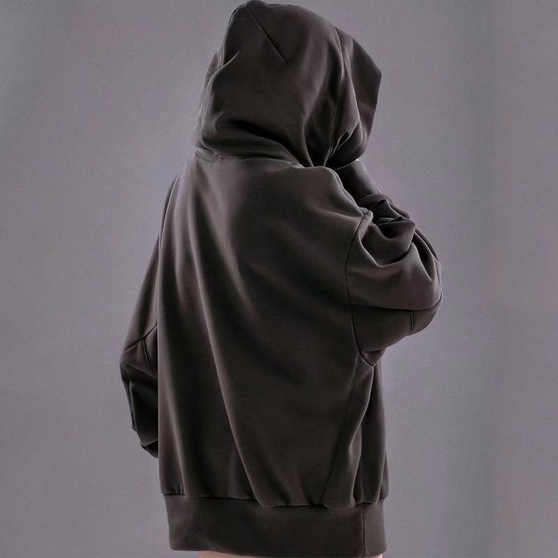 Sweat à capuche « Yadoma »