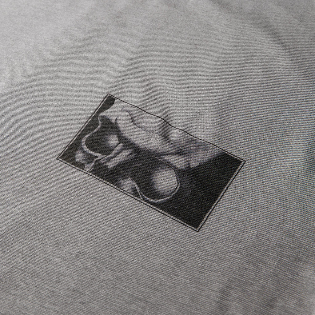 Camiseta Berserk Causalidad