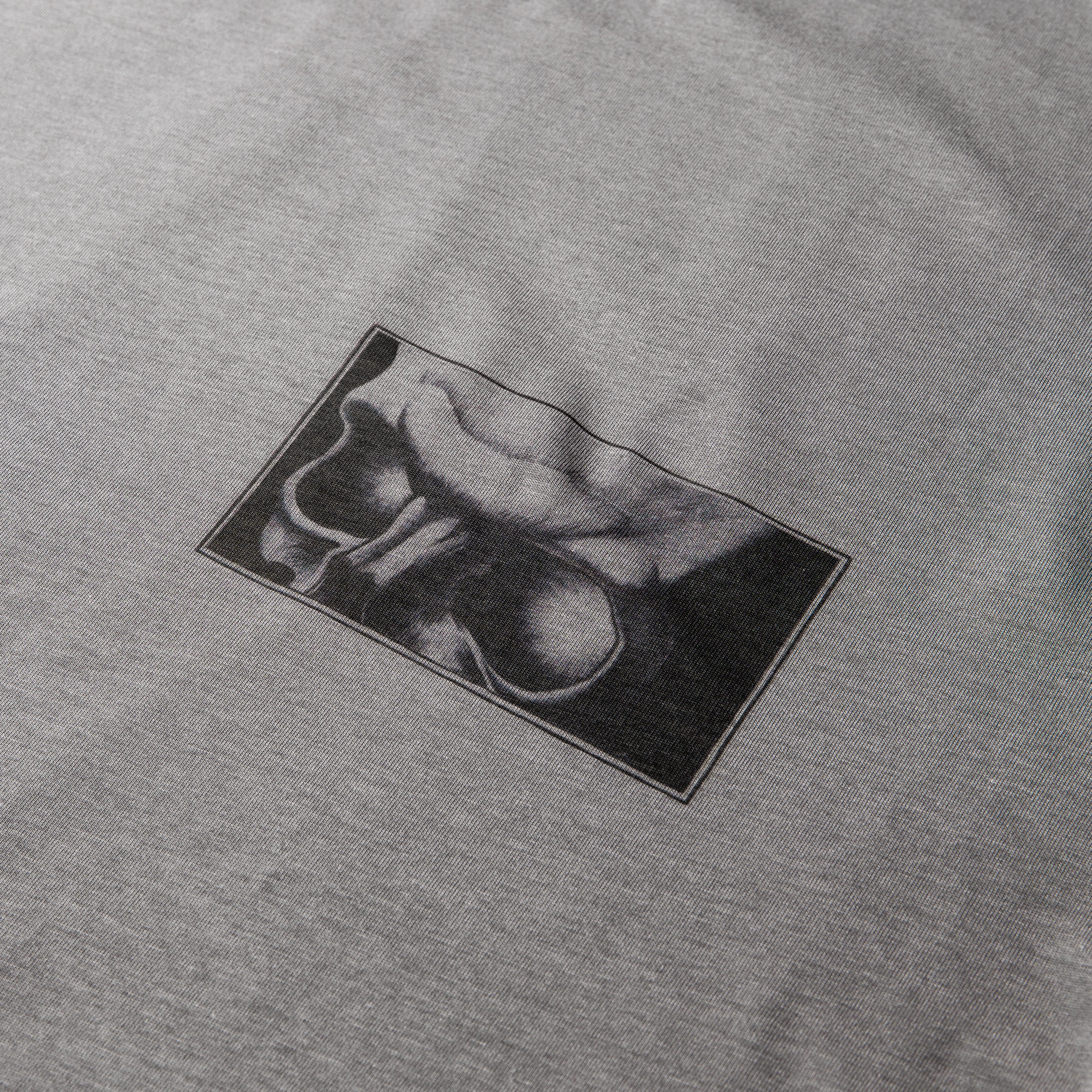 Camiseta Berserk Causalidad
