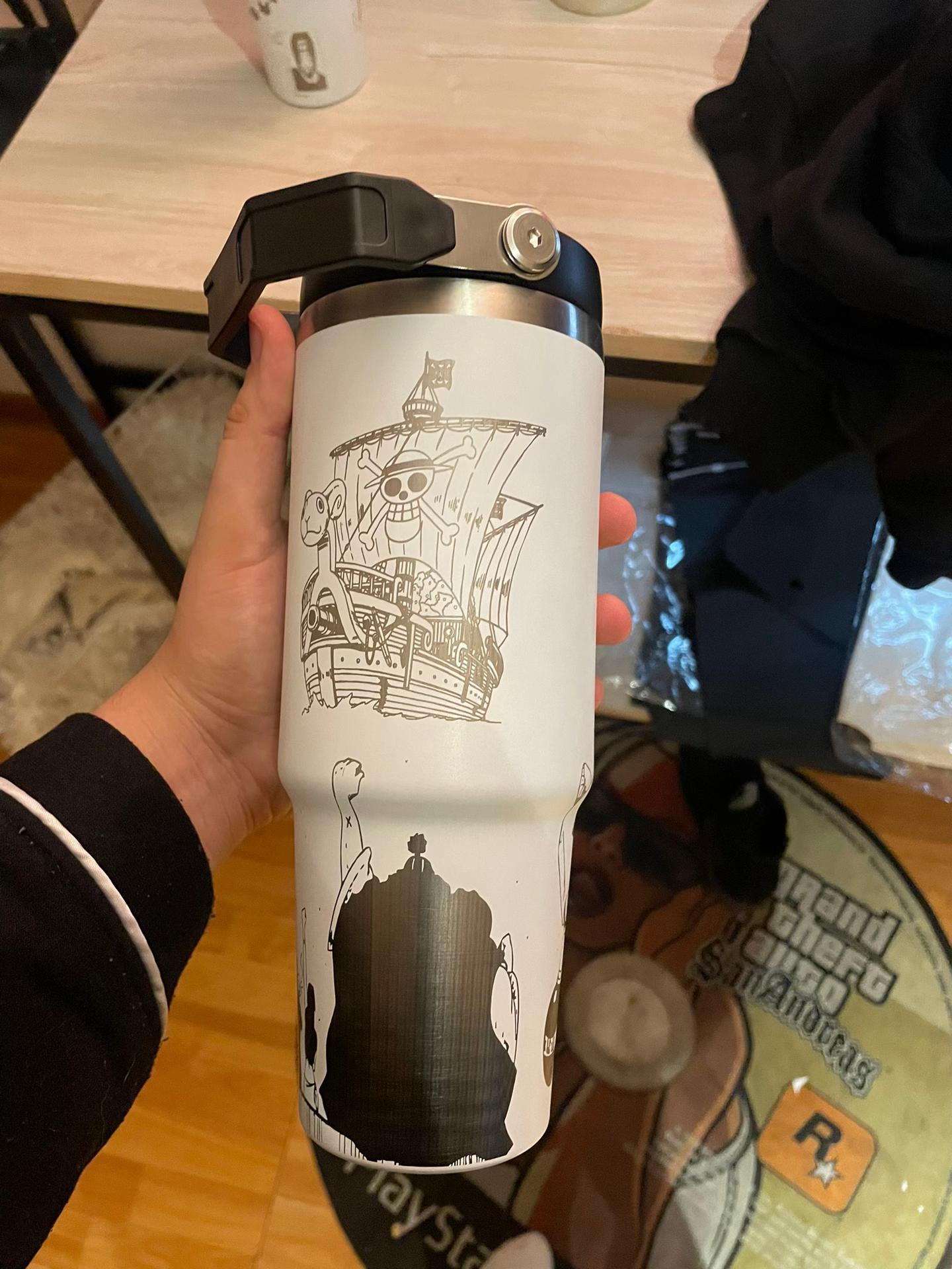 One Piece Tumbler Cup